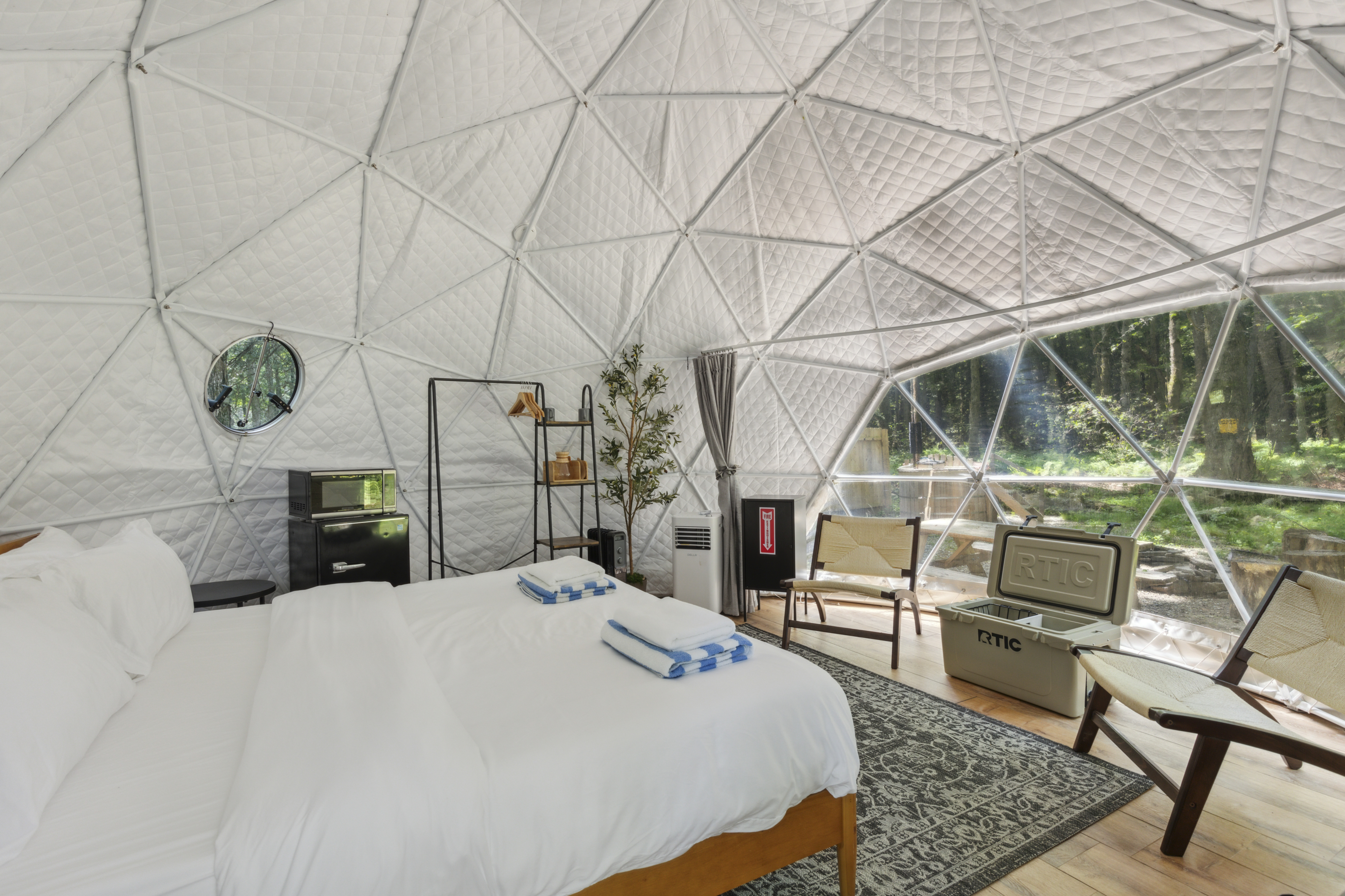 Dome Tent